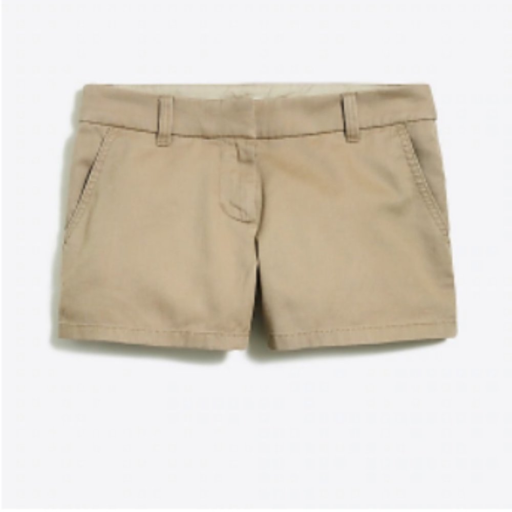 3.5" classic chino short in British Khaki